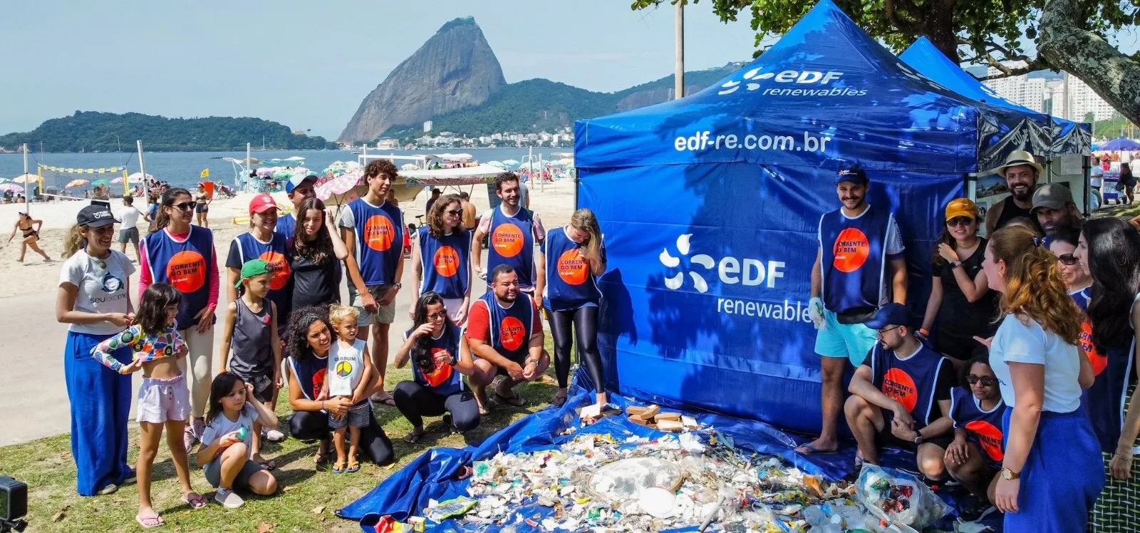 Programa Corrente do Bem promove 1º mutirão de limpeza de praia da EDF Renewables